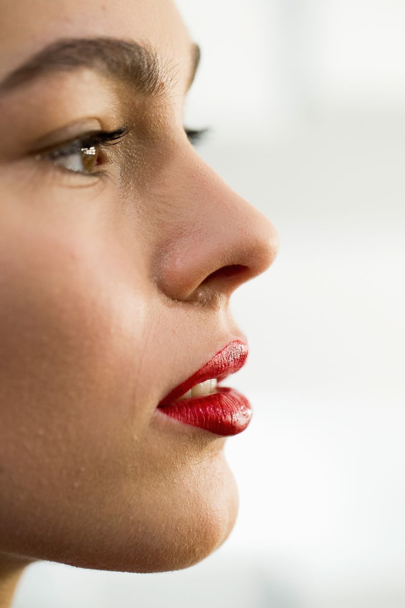 Like this you can remove all your blackheads!