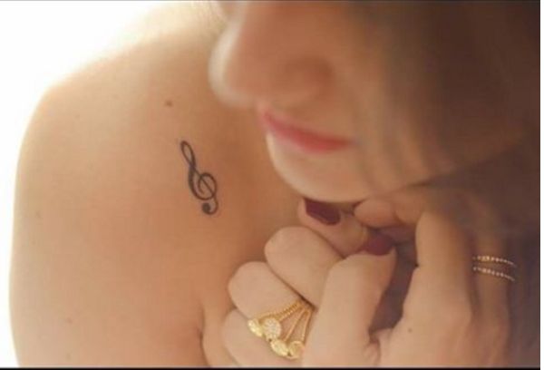 Small and pretty tattoos you'll absolutely love