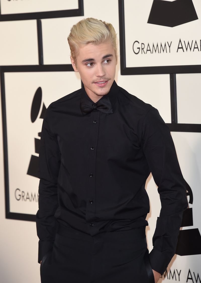 Justin Bieber´s NEW STYLE on the red carpet