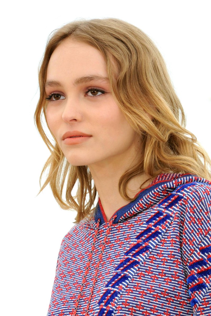 Lily-Rose Depp looks like her mother when she was young.