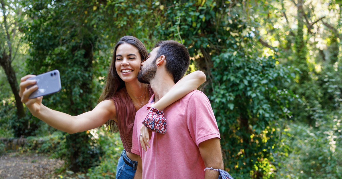 Quiz: Are You Actually In Love Or Are You Just Pretending?