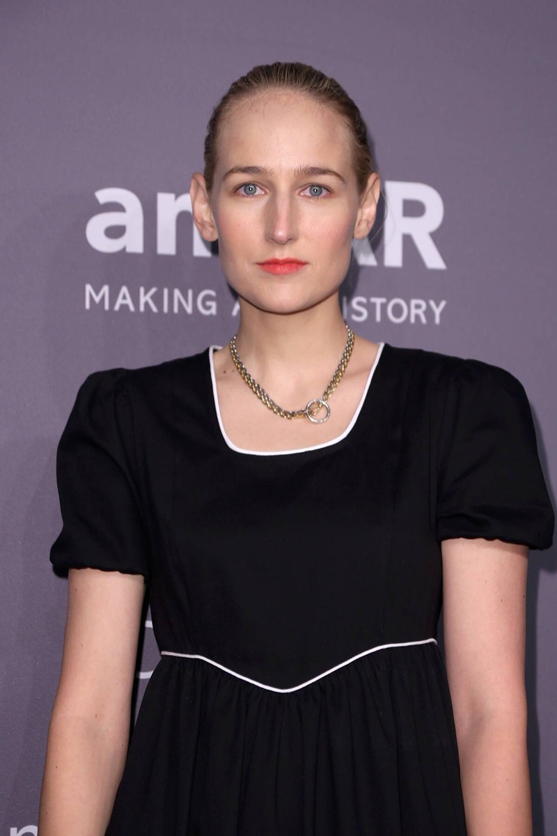 Leelee Sobieski became famous as an actress, but today she is a painter.