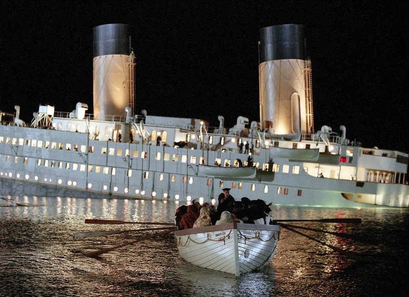 The movie „Titanic“ included an homage to Ida and Isidor Straus.