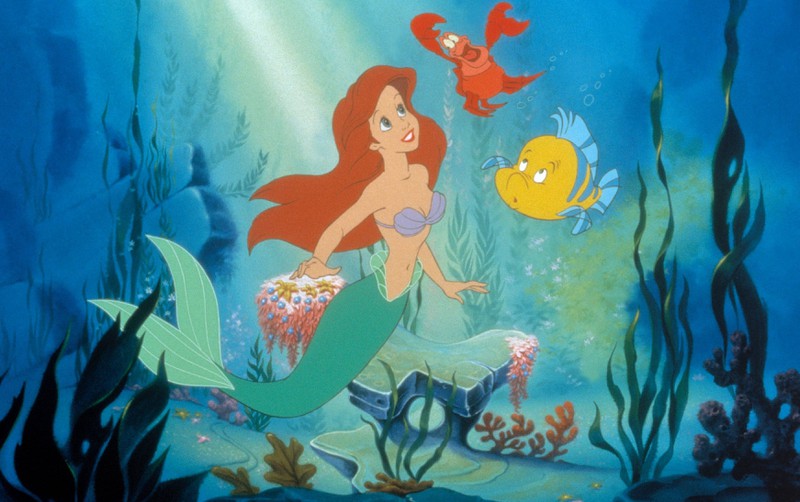 Princess Ariel always wears the same outft when she's under water.