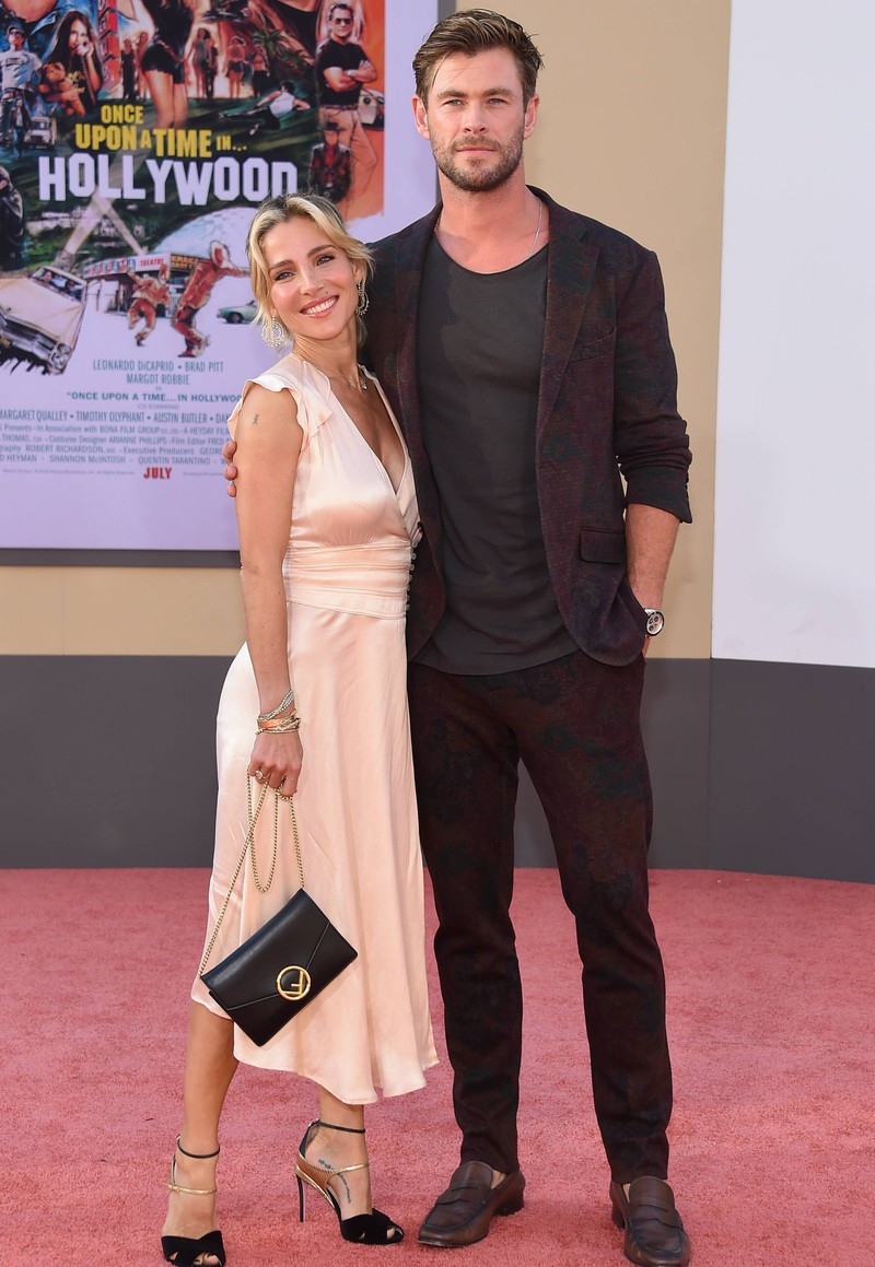 Elsa Pataky is significantly smaller than Chris Hemsworth.