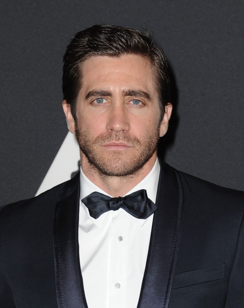 As a child, Jake Gyllenhaal helped another person in an accident.