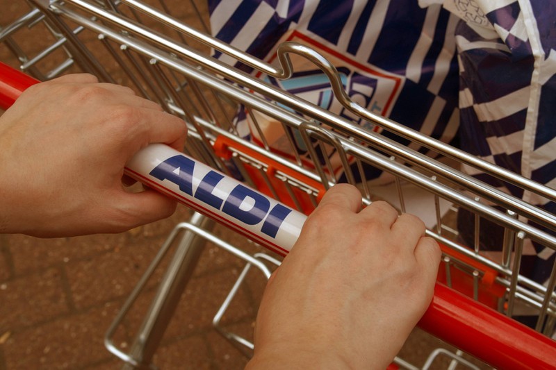 Some shopping carts have a bow that has a useful function.