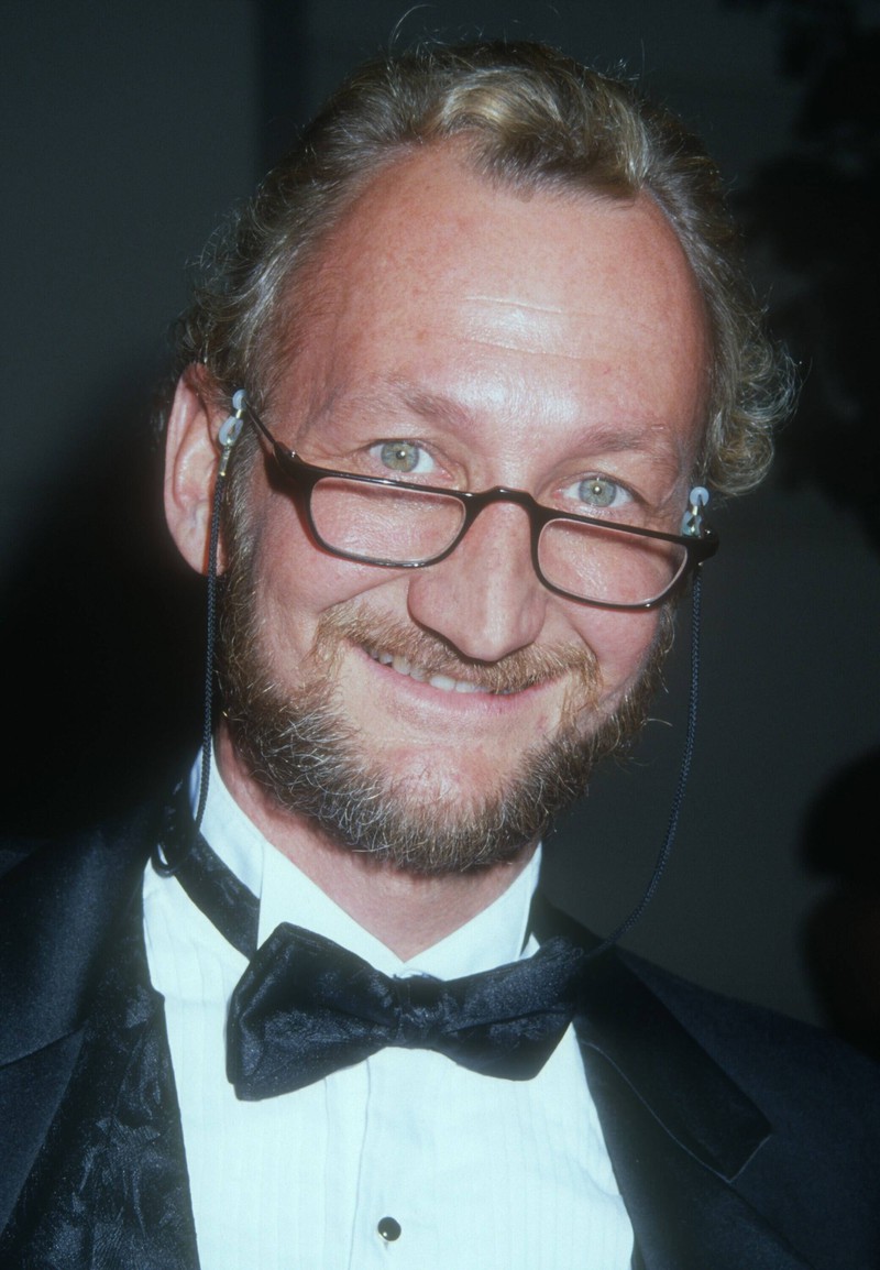 Without mask Robert Englund looks very different
