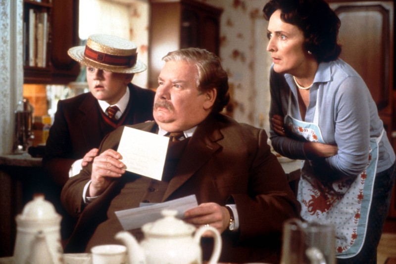 The Dursley family from "Harry Potter" can be seen.