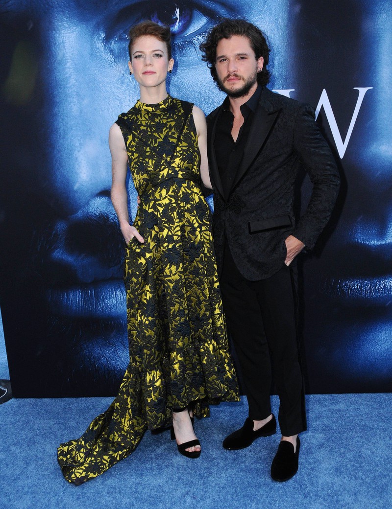 Kit Harington and his wife Rose Leslie are a similar height.
