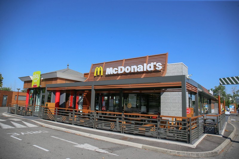 Les chaînes de restauration rapide McDonald's et Burger King sont rivales depuis longtemps.