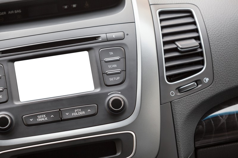 Car radio with cutout white blank screen